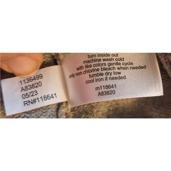 Lane Bryant Women 14/ 16 1x Gray/ White Color Block Boat Neck Ski Cozy Sweater - Picture 5 of 5